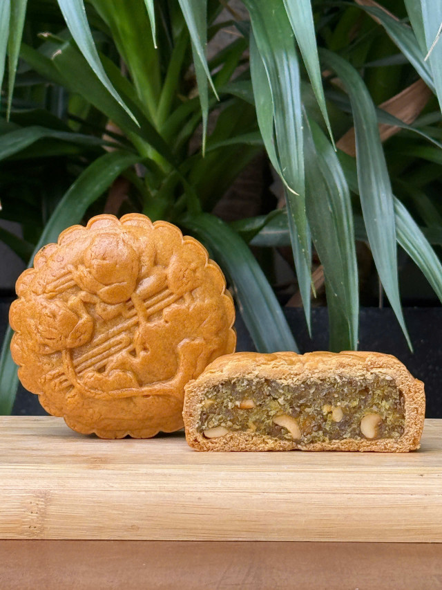 Bánh trung thu Healthy Chanh Dây Hạt Chia